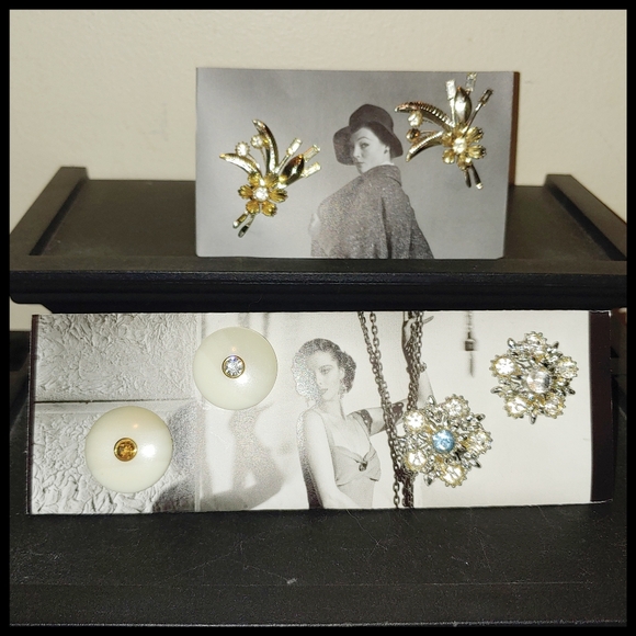 Jewelry - Vintage Earrings for Repair or Craft